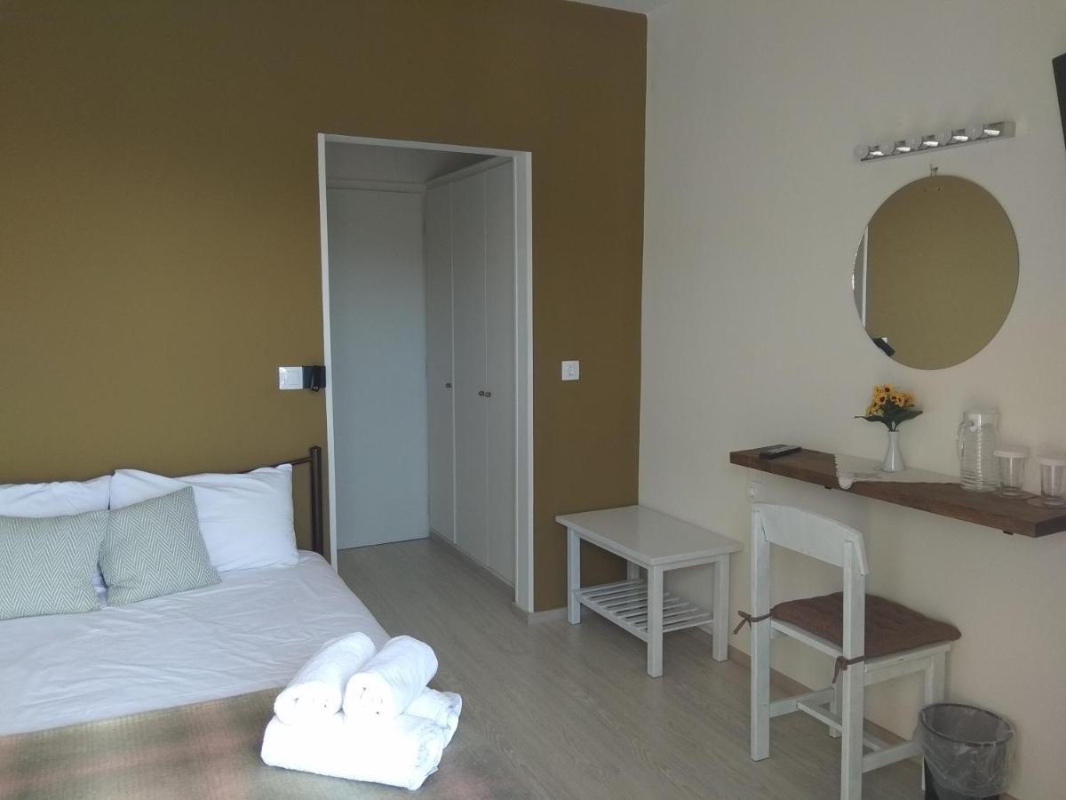 Karavos Hotel 포르테리아 외부 사진